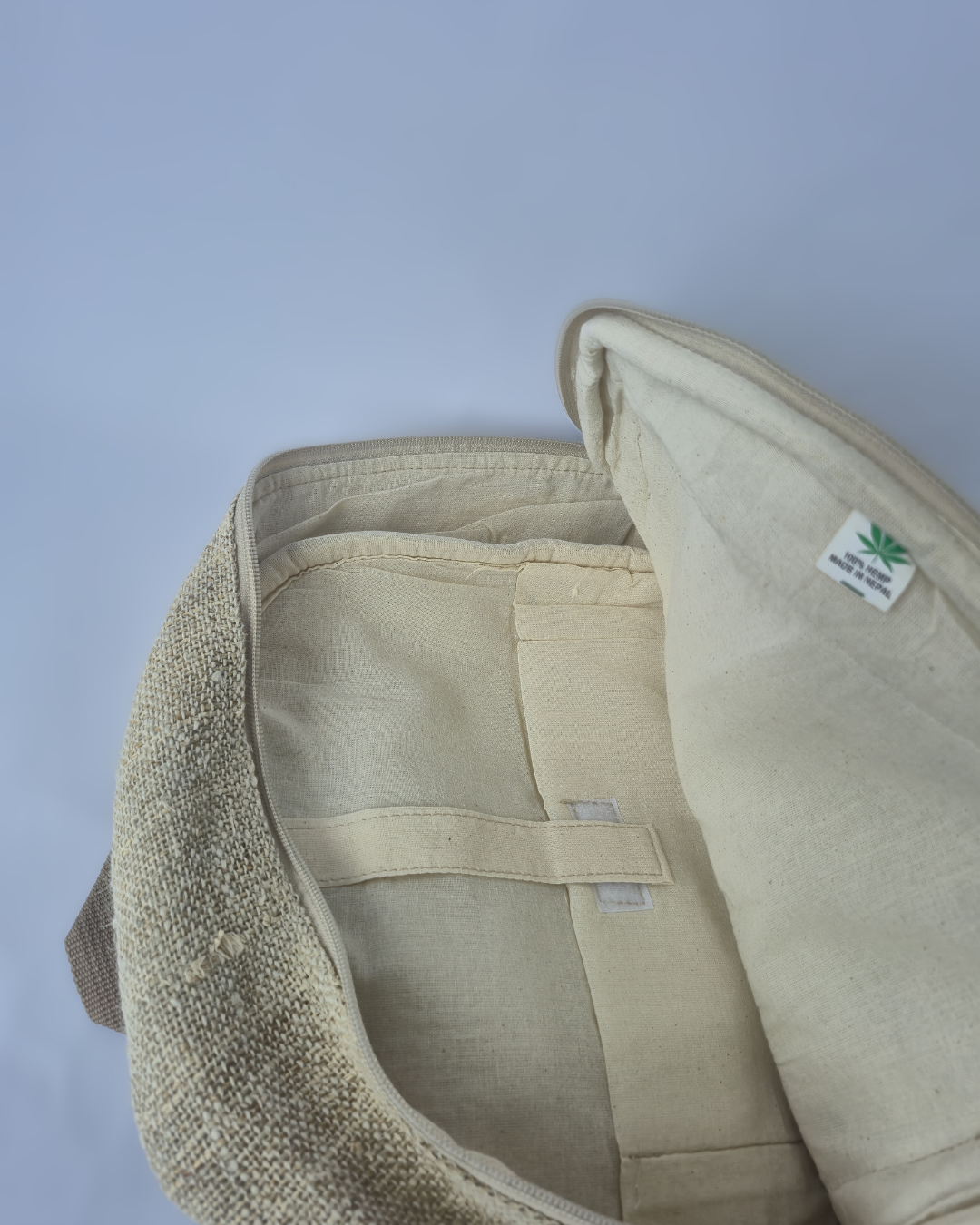Medium Classic Brown Hemp